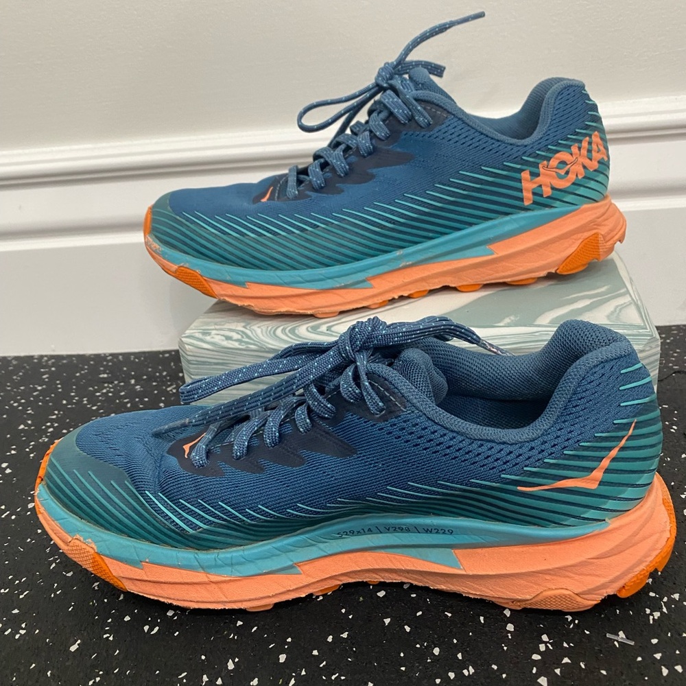 Hoka One One Torrent 2 Women's Teal and Coral Athletic Shoes Size 6 - Picture 2 of 8